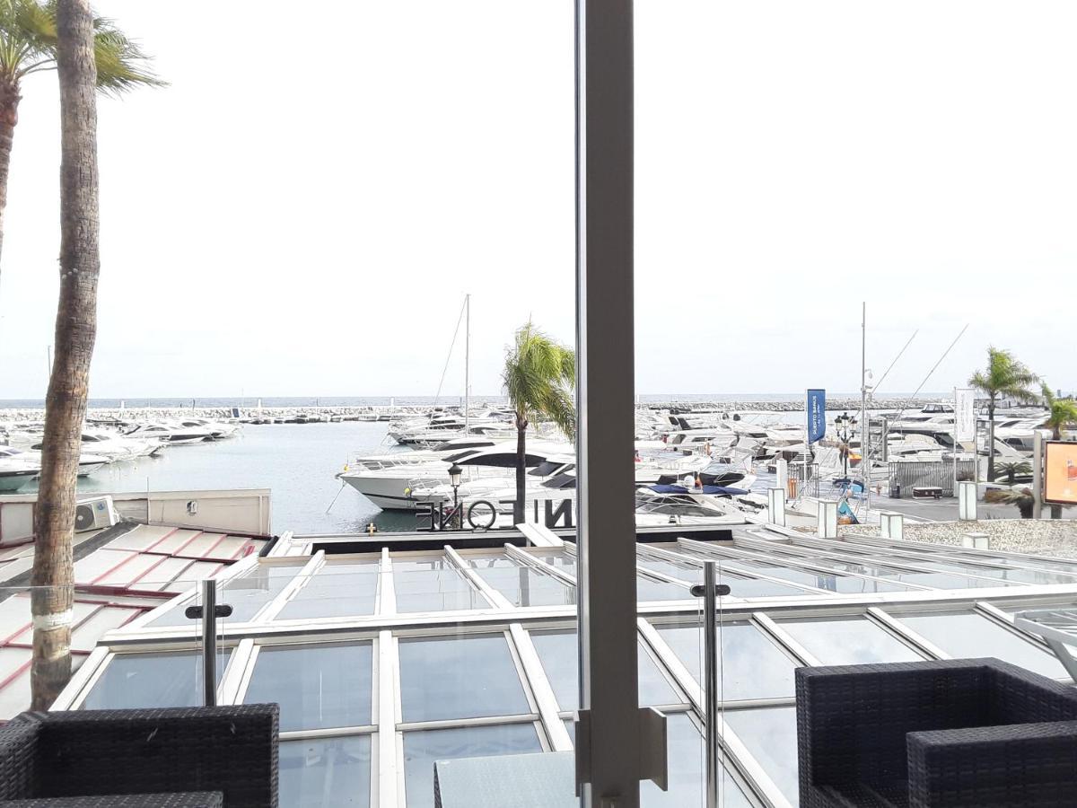 마르베야 Front Port Line Sleeps 6 아파트 외부 사진