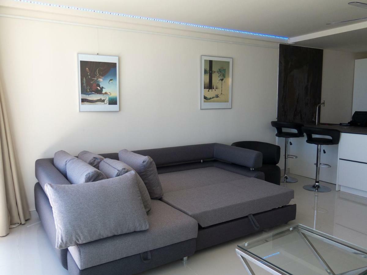 마르베야 Front Port Line Sleeps 6 아파트 외부 사진